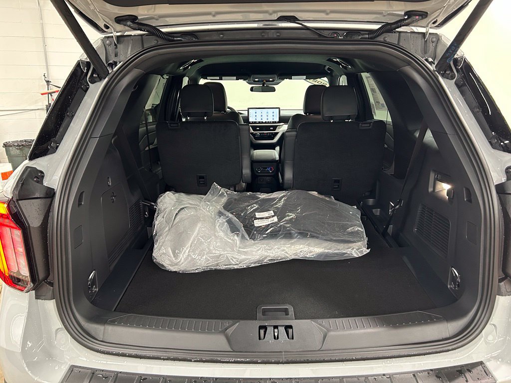 New 2027 Ford Explorer Active w/ Active Comfort Package AWD/4WD image 28