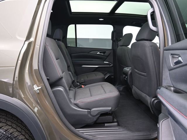 Used 2024 Chevrolet Traverse Z71 w/ Enhanced Driving Package image 43