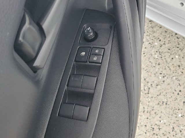 Used 2026 Toyota Corolla LE FWD image 22