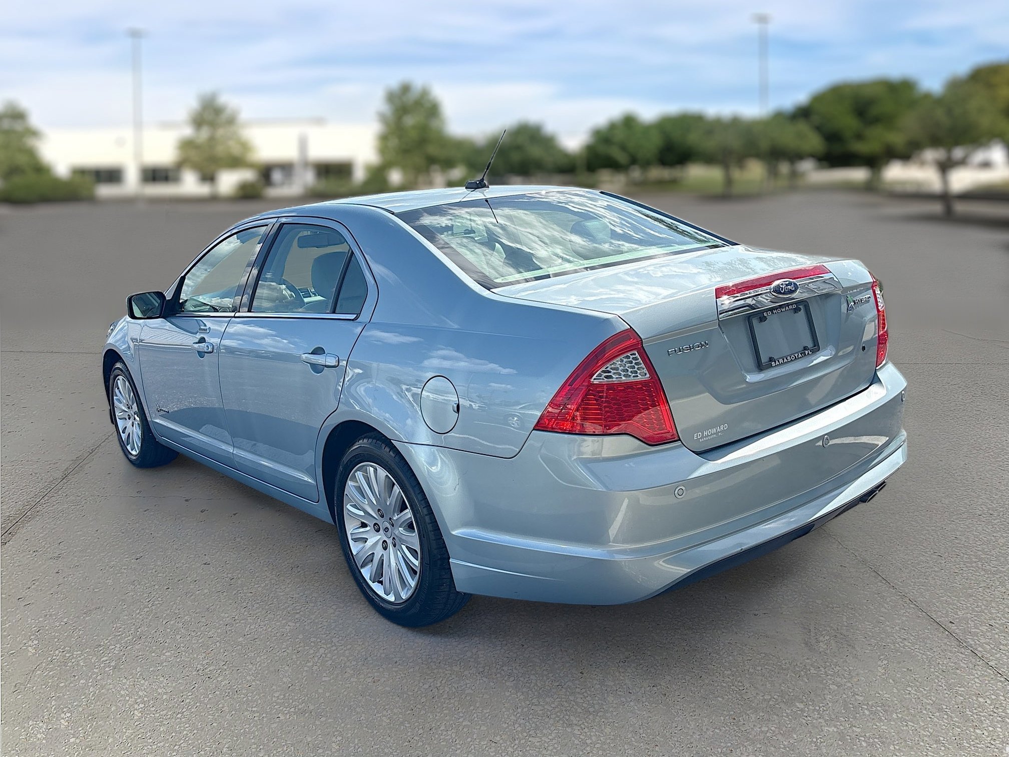 Used 2011 Ford Fusion Hybrid w/ 502A Rapid Spec Order Code FWD image 5