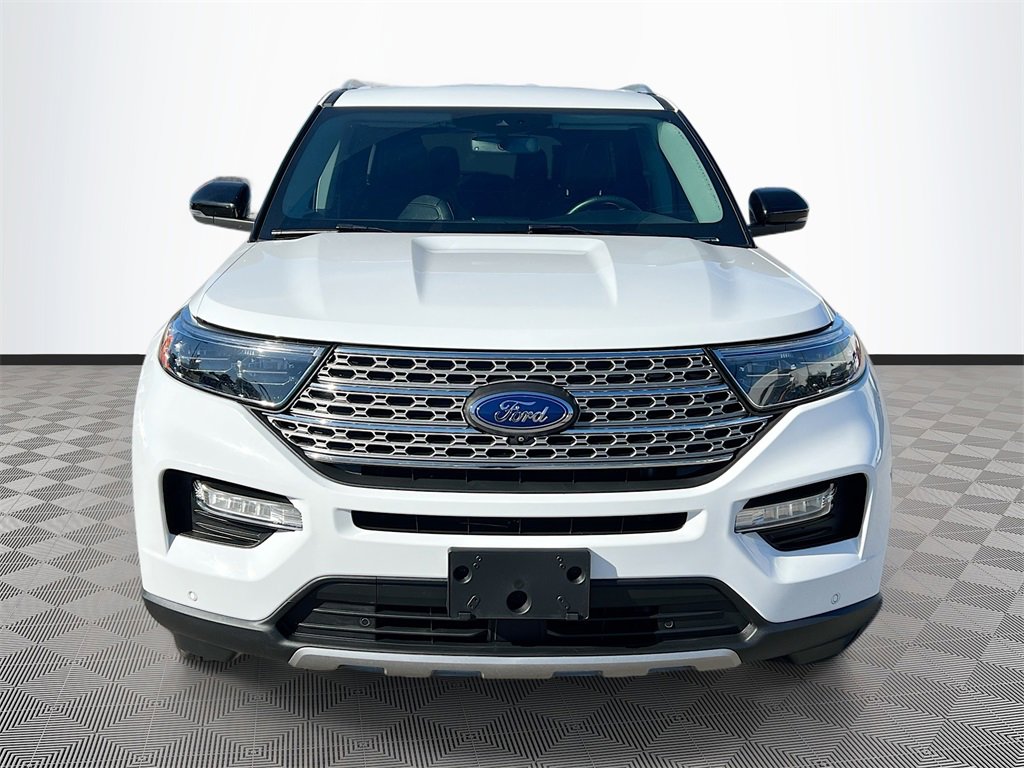 Used 2023 Ford Explorer Limited w/ Equipment Group 301A image 2