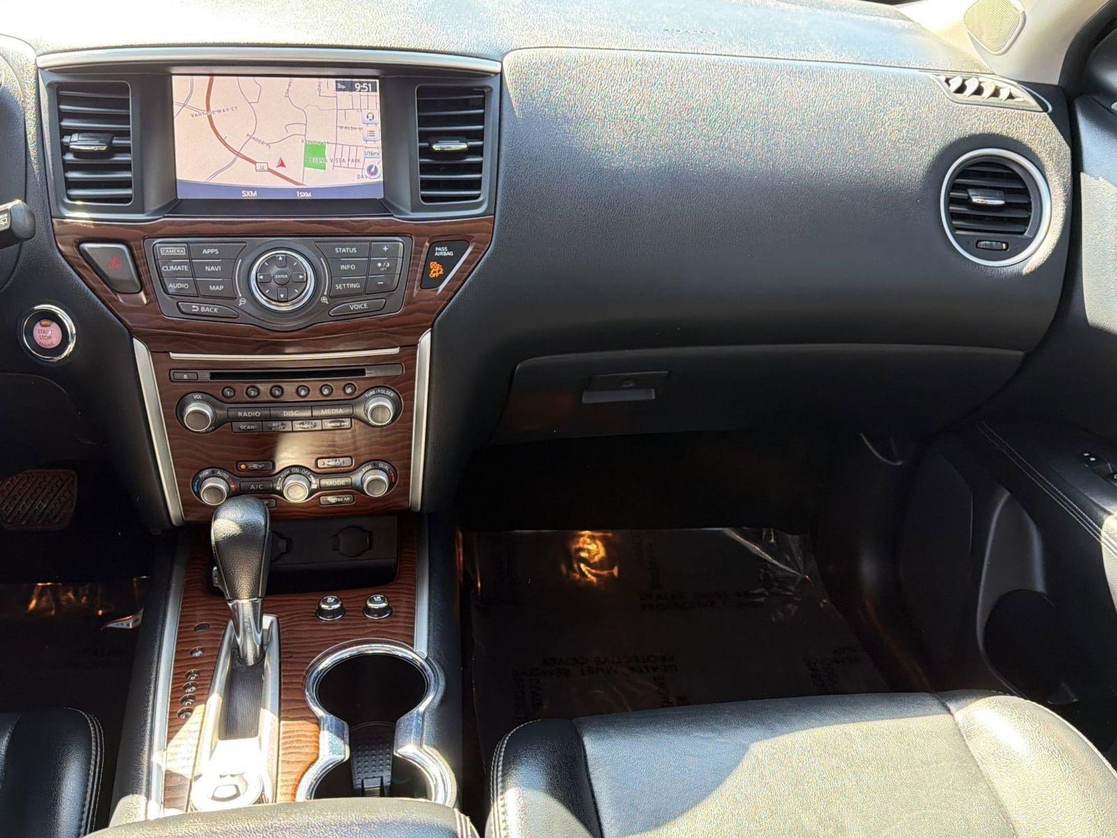 Used 2017 Nissan Pathfinder Platinum w/ Family Entertainment Package image 28