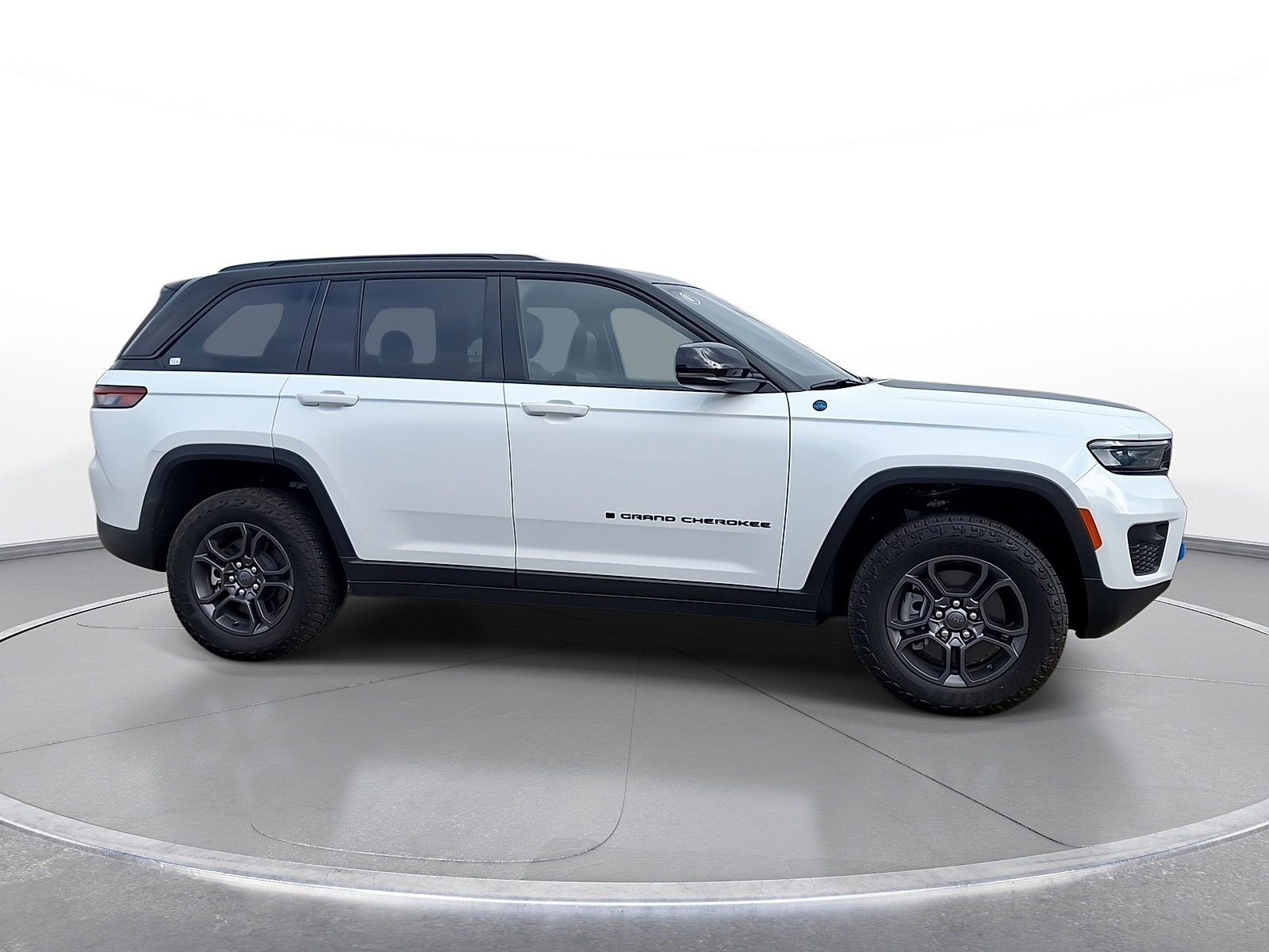 New 2024 Jeep Grand Cherokee Trailhawk AWD/4WD image 9