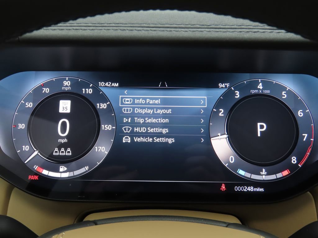 New 2025 Land Rover Range Rover SE image 31