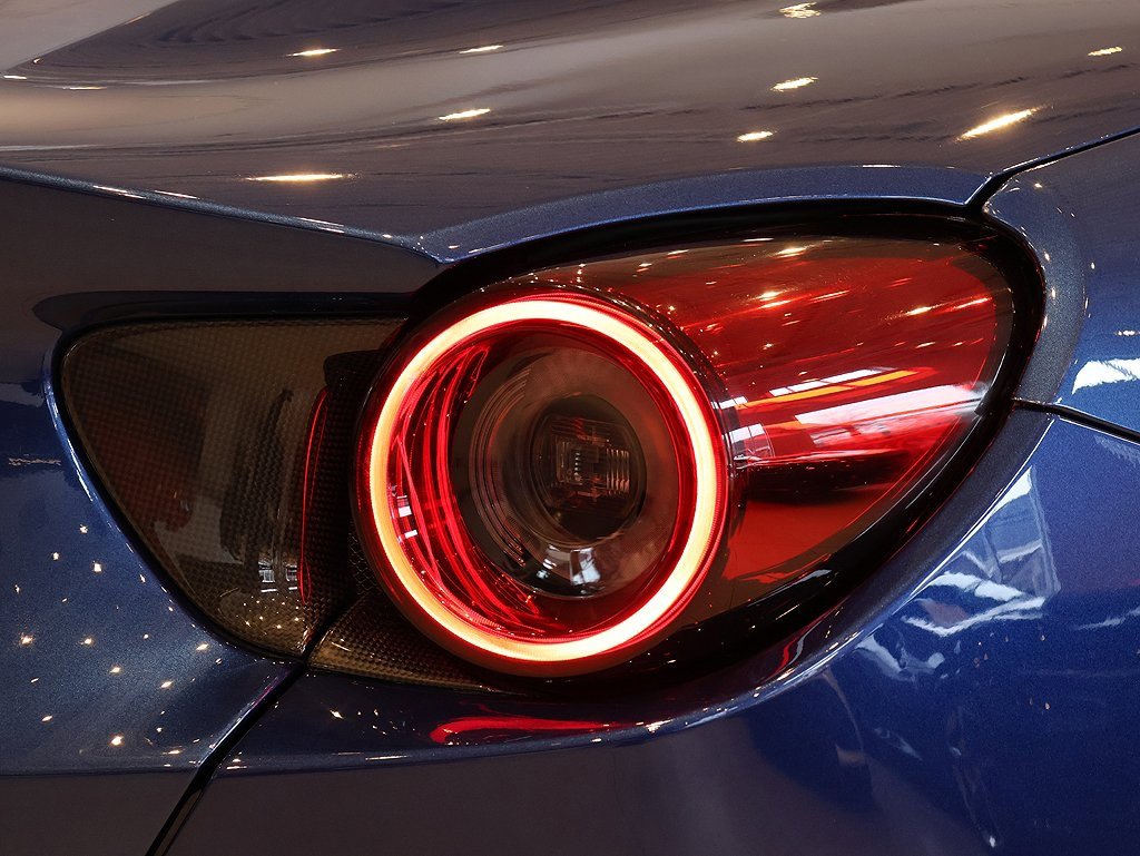 Certified 2022 Ferrari Portofino M image 47