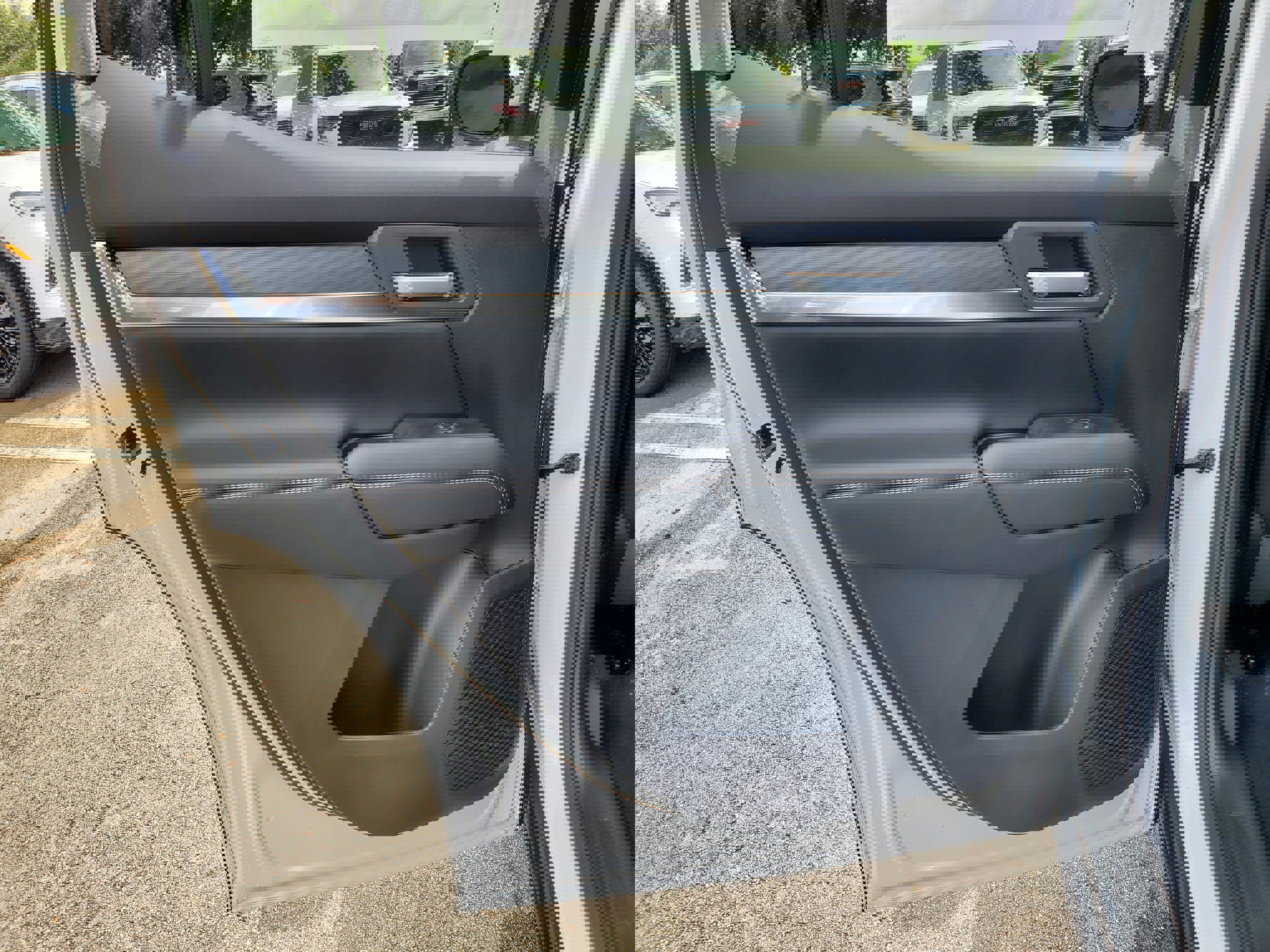 New 2026 GMC Terrain Elevation w/ Elevation Premium Package image 8