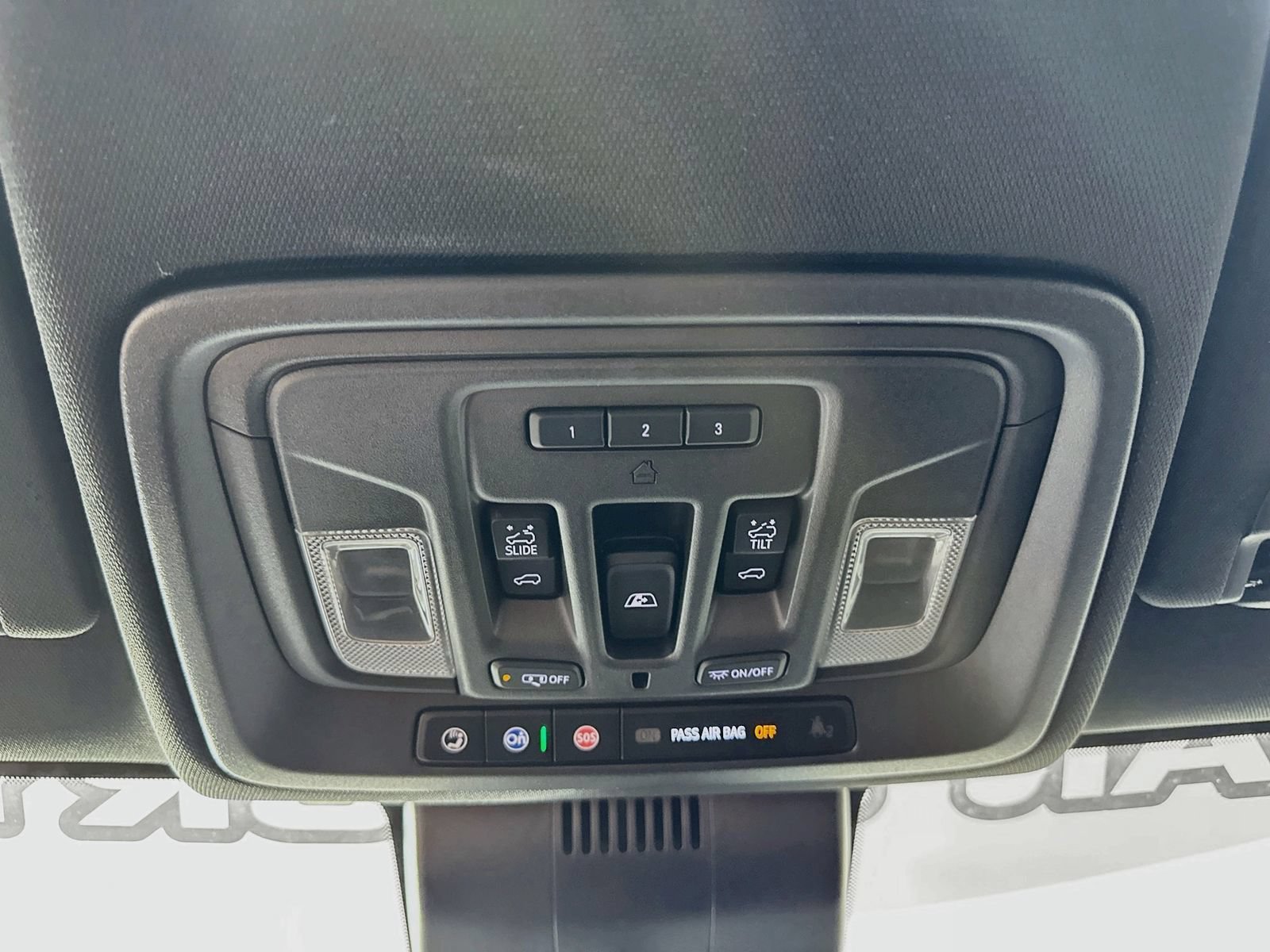 Used 2023 GMC Sierra 1500 AT4 w/ AT4 Premium Package AWD/4WD image 29
