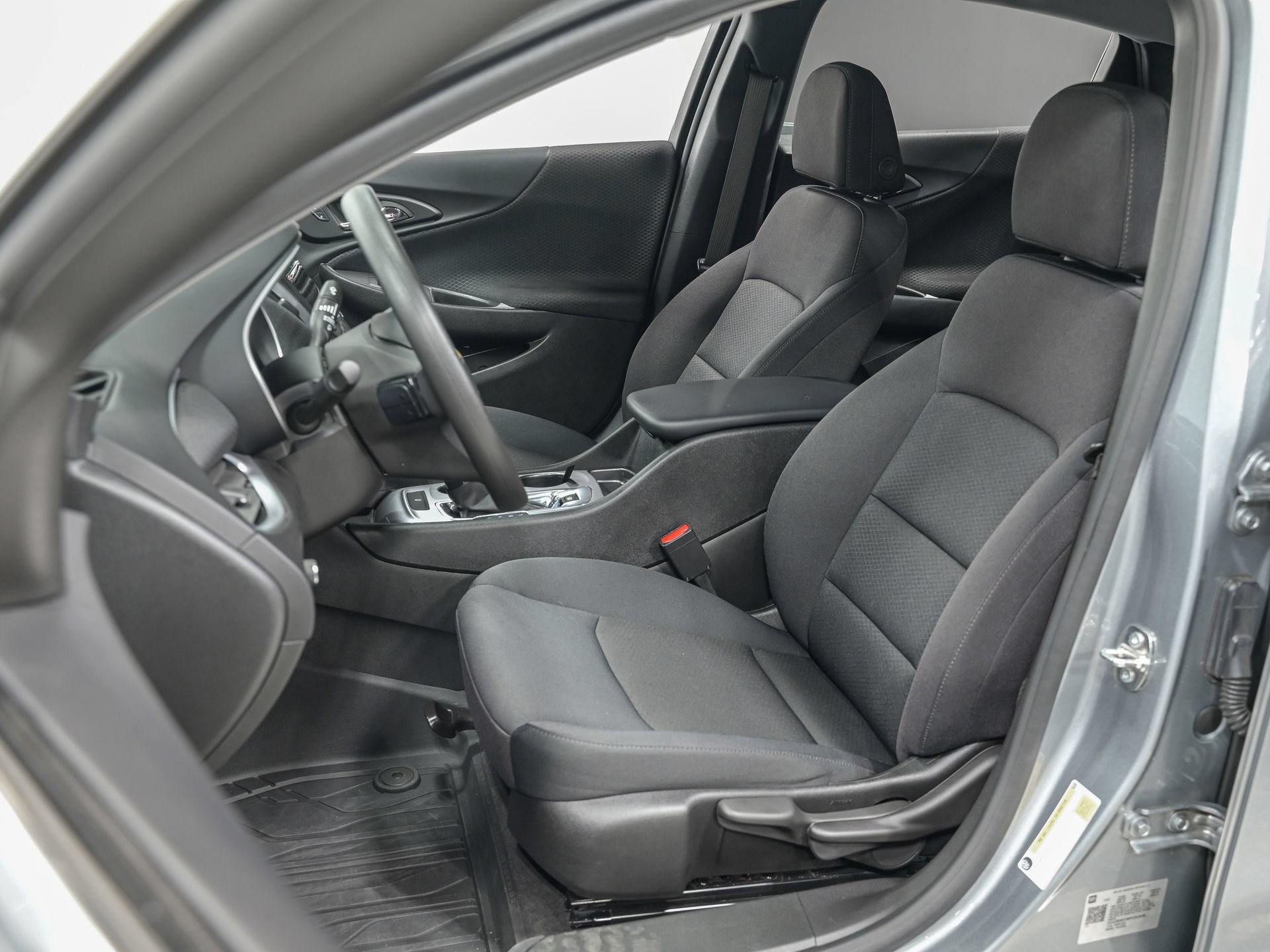 Used 2023 Chevrolet Malibu LS FWD image 17
