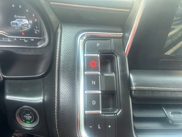 Used 2022 GMC Yukon AT4 AWD/4WD image 27