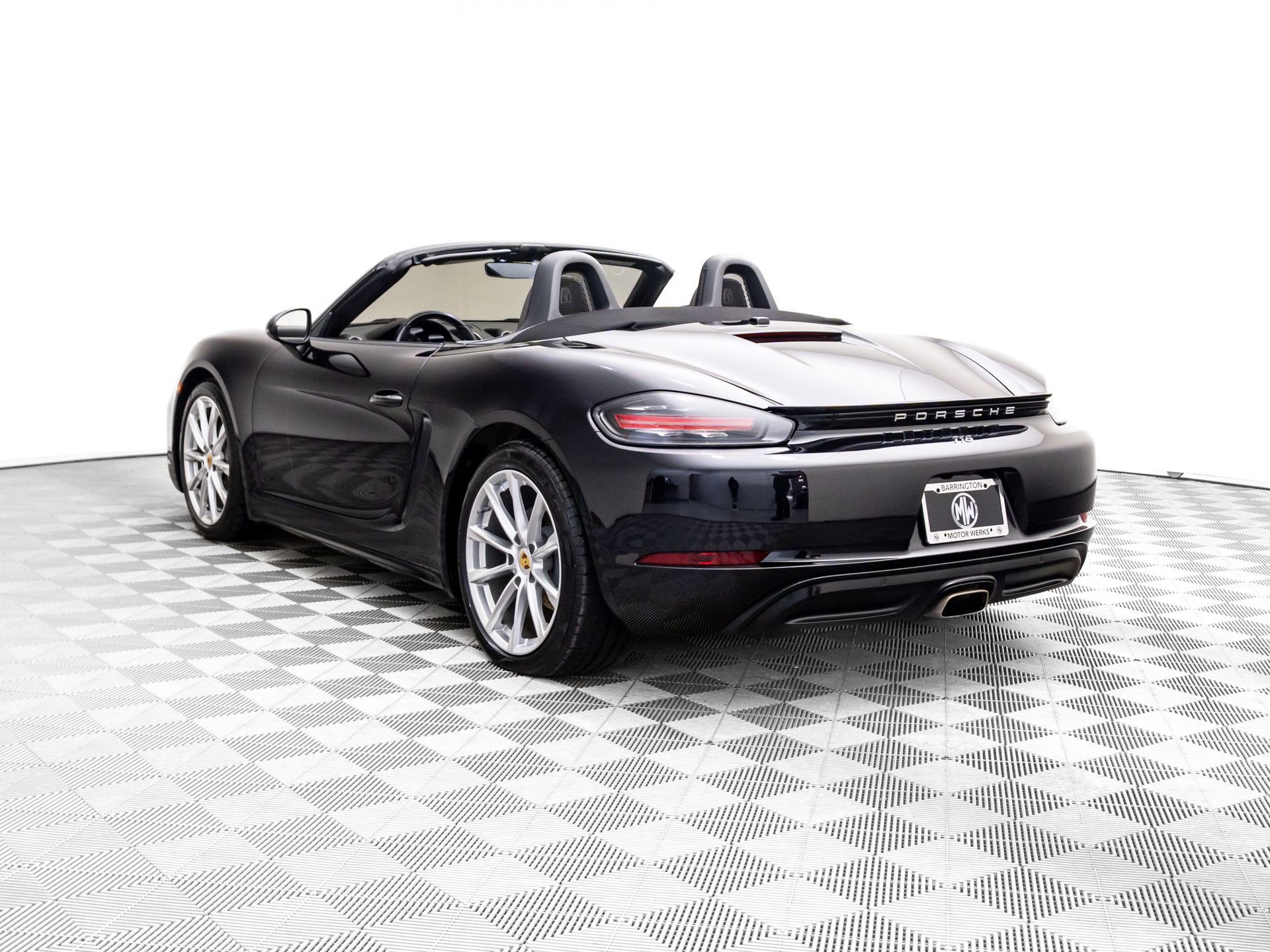 Used 2017 Porsche 718 Boxster video 3