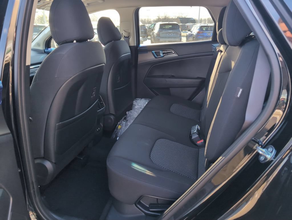 New 2026 Kia Sportage S AWD/4WD image 9