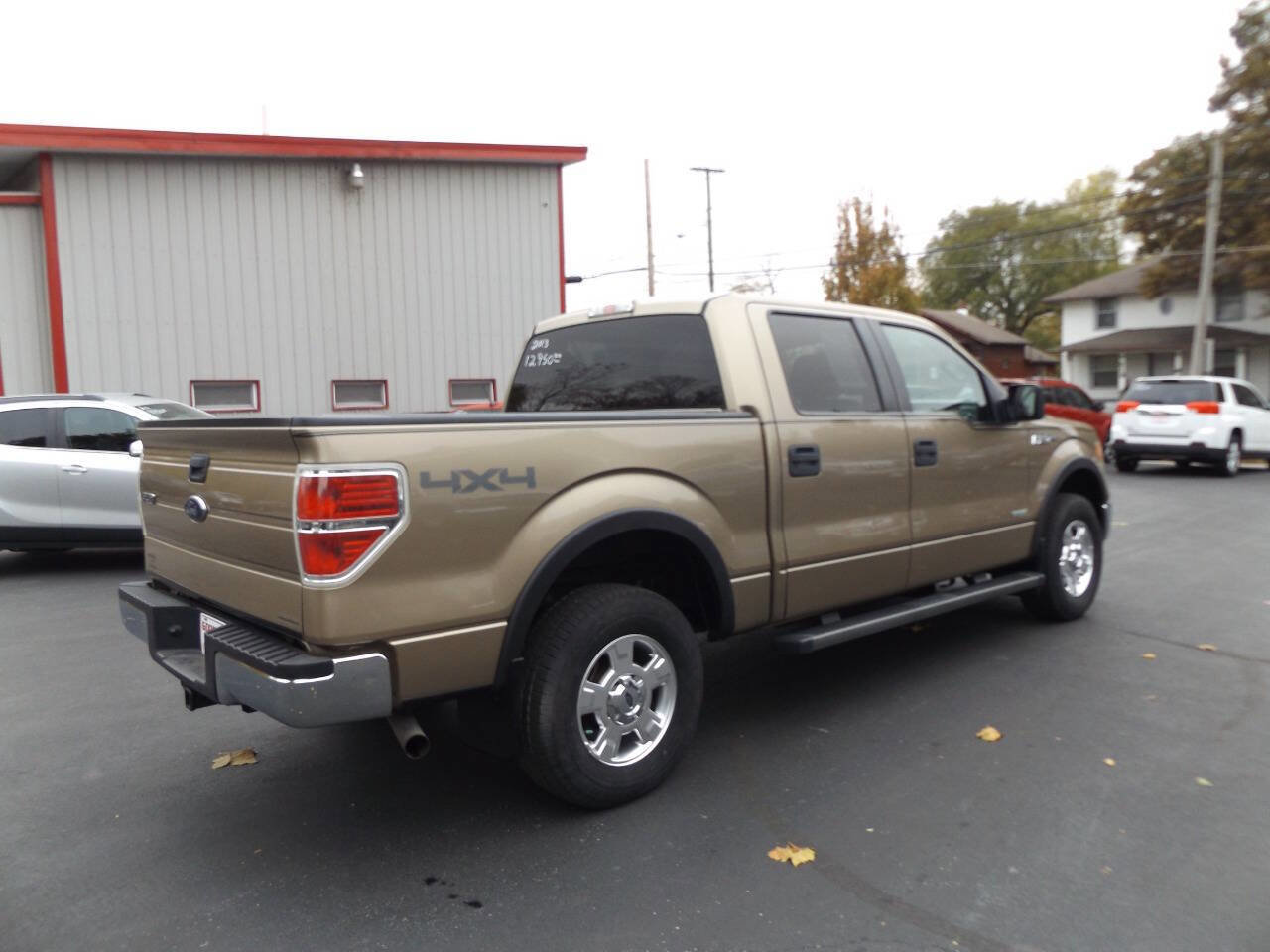 Used 2013 Ford F150 XLT w/ Mid Equipment Group image 7
