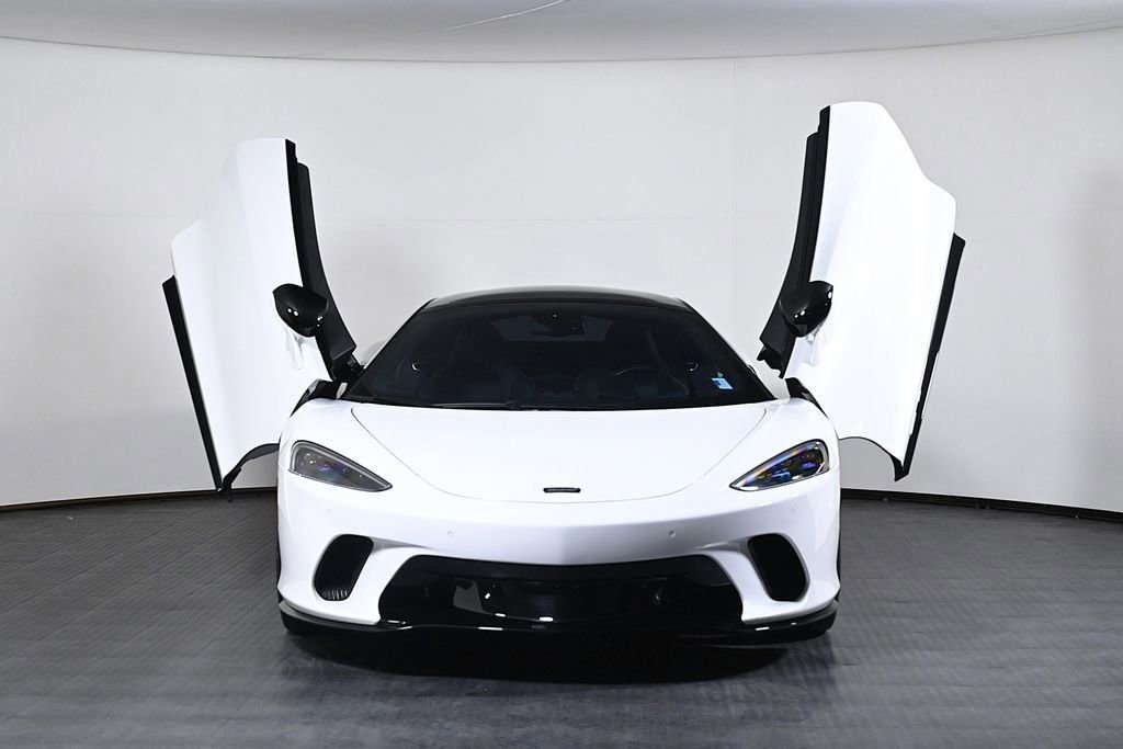 Used 2023 McLaren GT RWD image 22