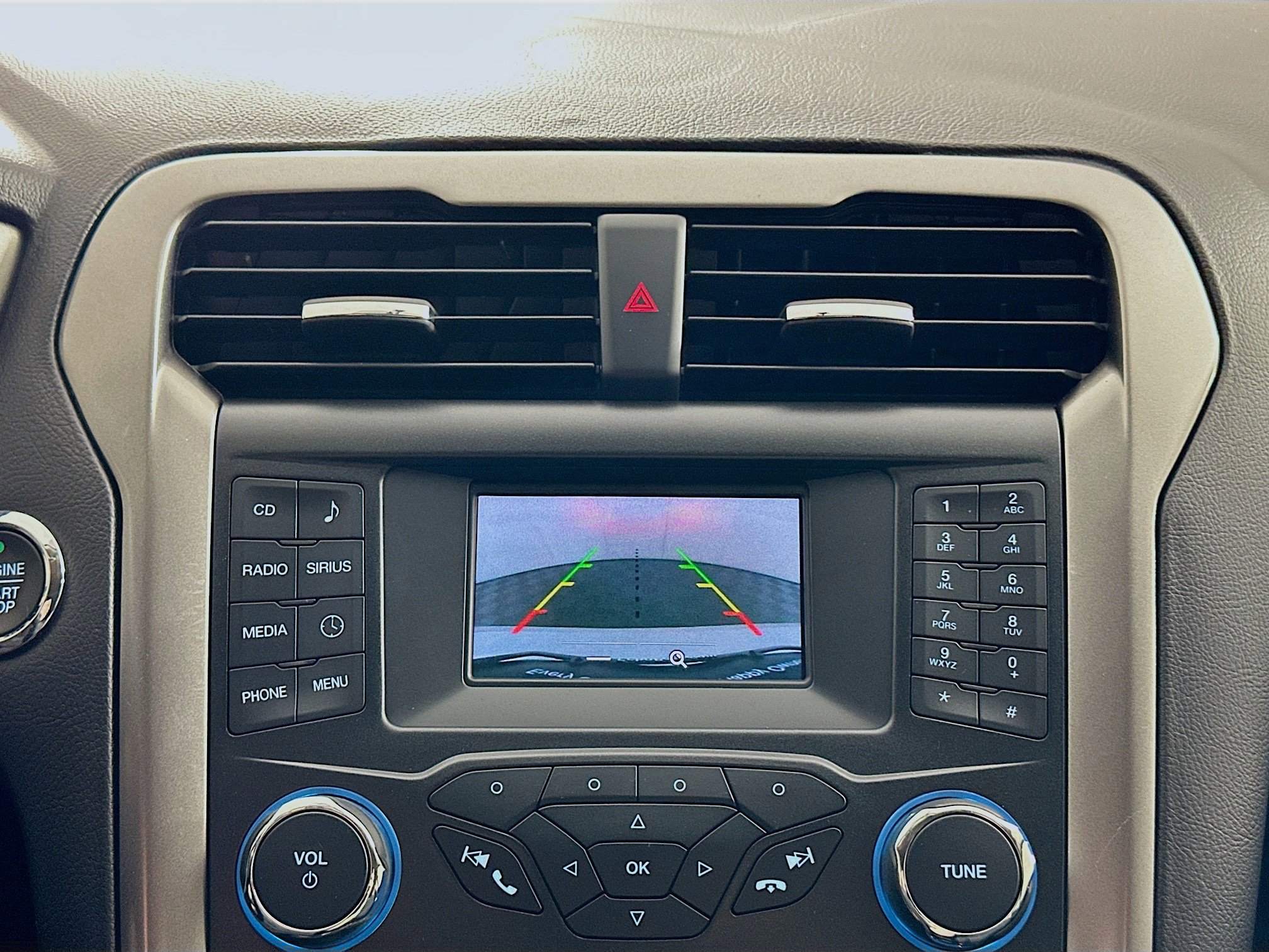 Used 2017 Ford Fusion SE image 21