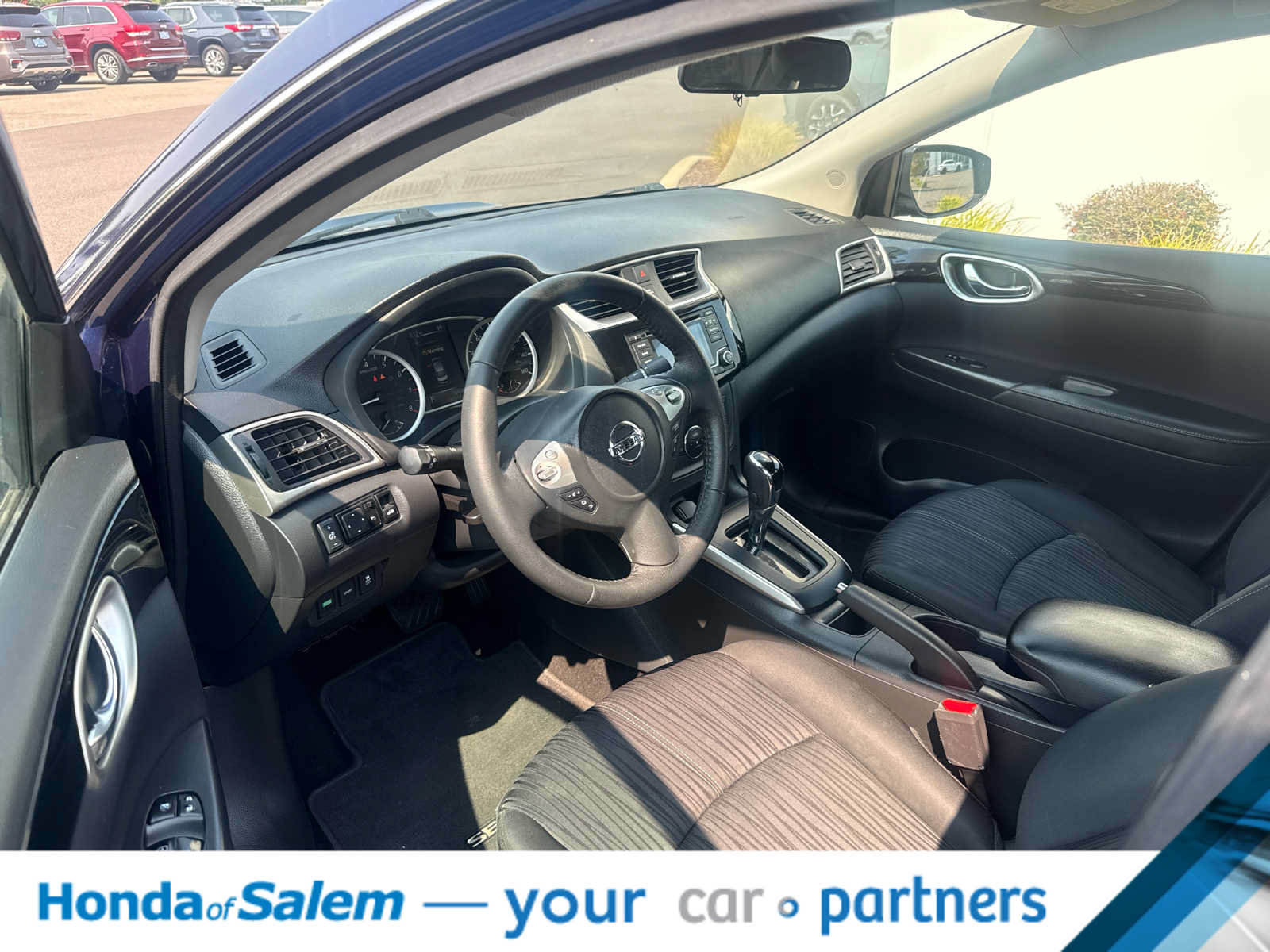 Used 2018 Nissan Sentra SV FWD image 2