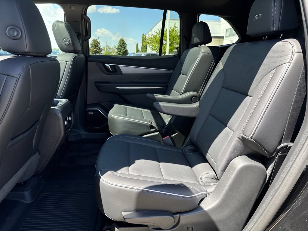 New 2026 Buick Enclave Sport Touring w/ Power Package AWD/4WD image 38