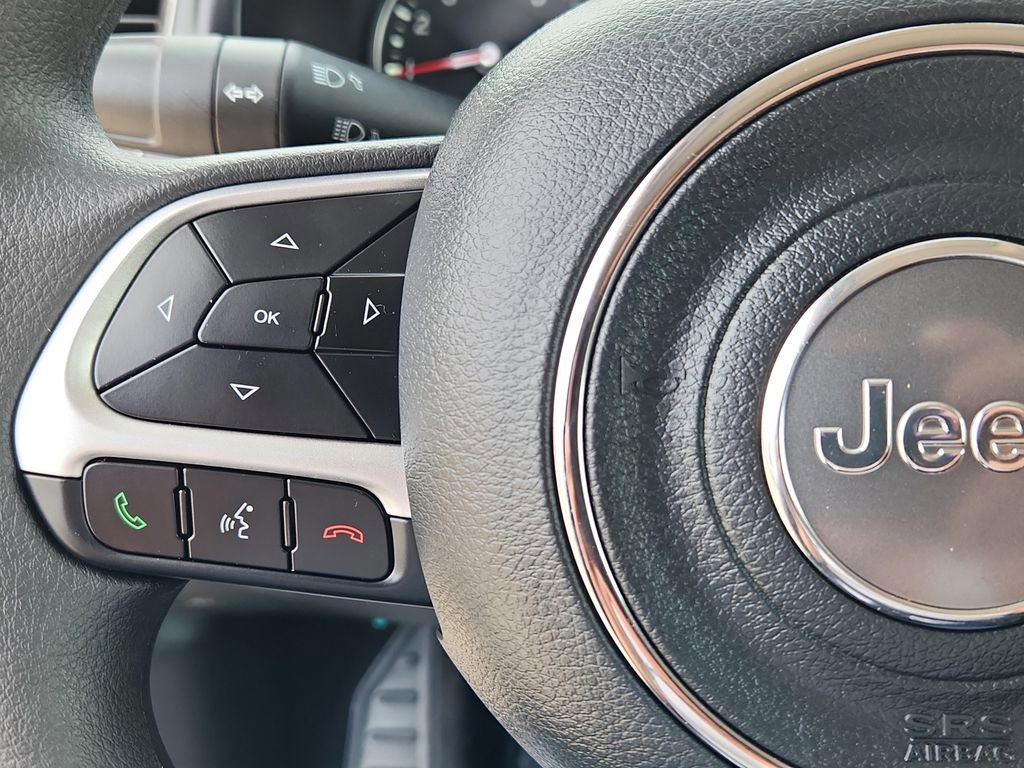Certified 2023 Jeep Renegade Latitude image 17
