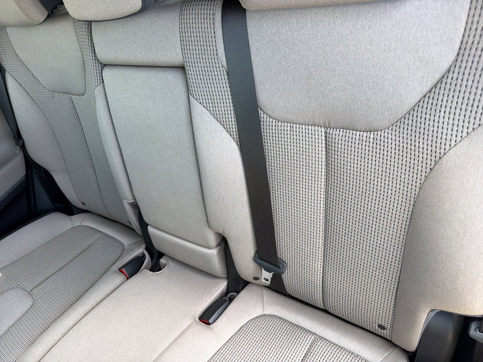 Used 2023 Hyundai Santa Fe SE FWD image 19