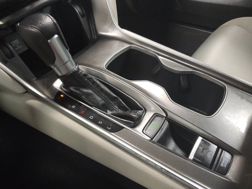 Used 2019 Honda Accord LX image 26