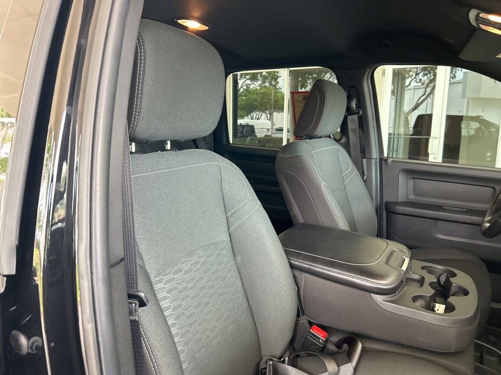 Used 2025 RAM 3500 Tradesman AWD/4WD image 26