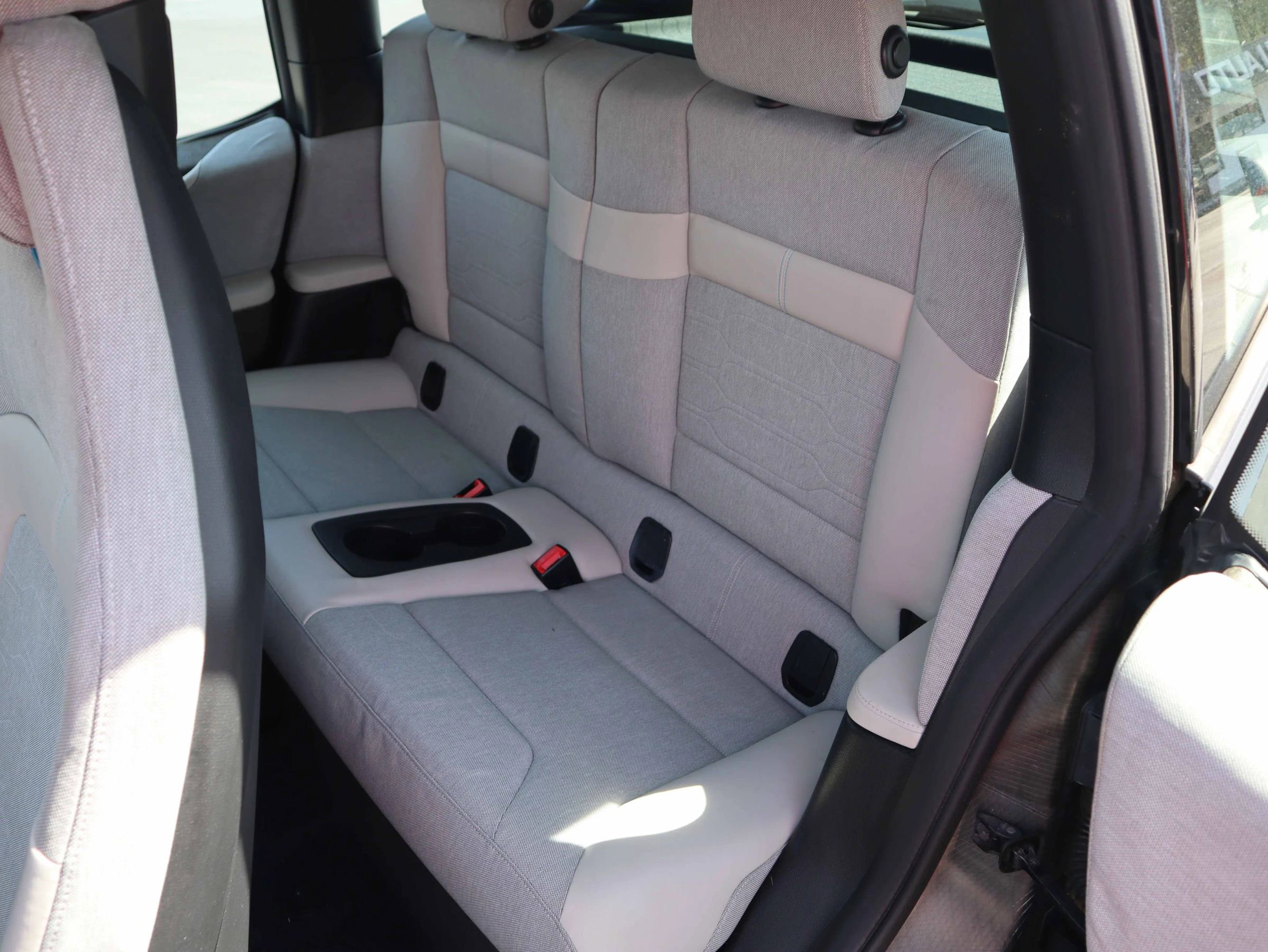 Used 2014 BMW i3 image 3