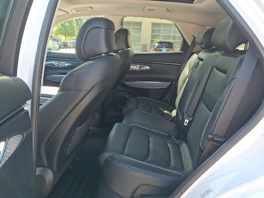Used 2023 Genesis GV70 2.5T w/ Advanced Package AWD/4WD image 10