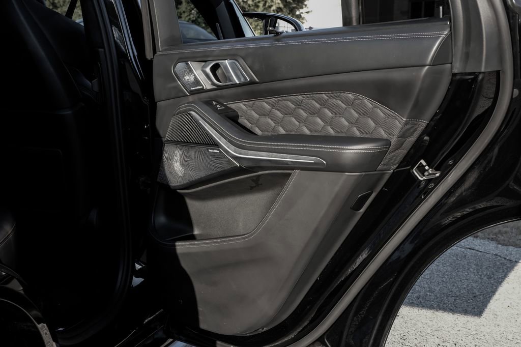 Used 2020 BMW X5 M Competition w/ Executive Package image 43