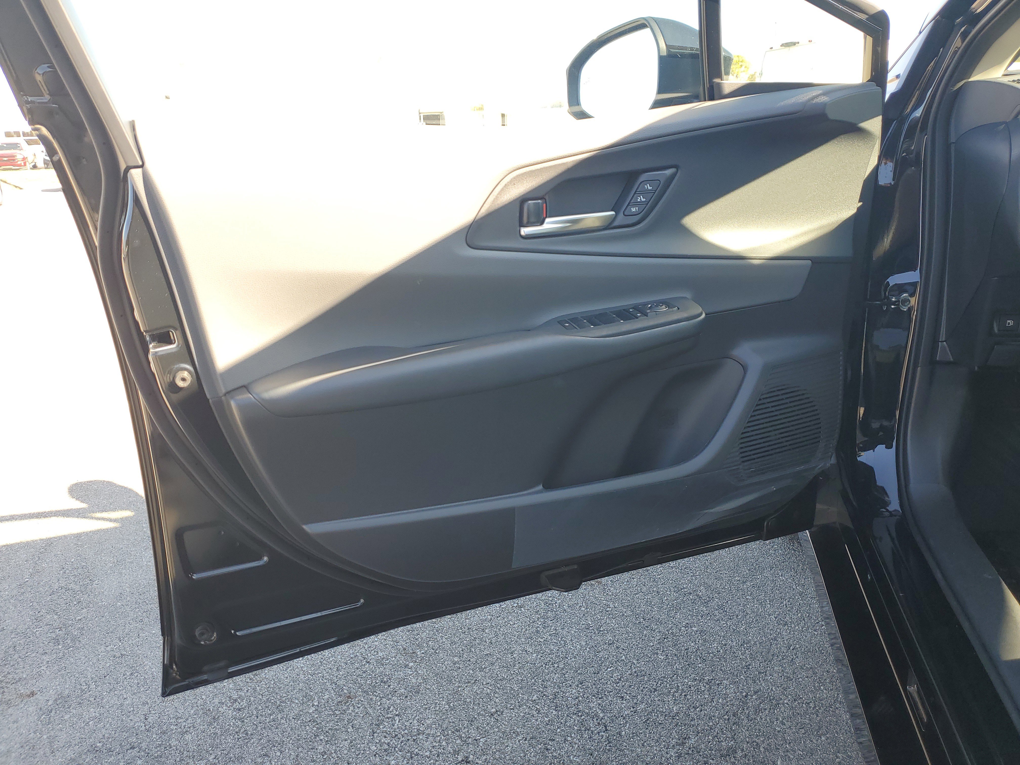 Certified 2025 Toyota Prius Limited image 17