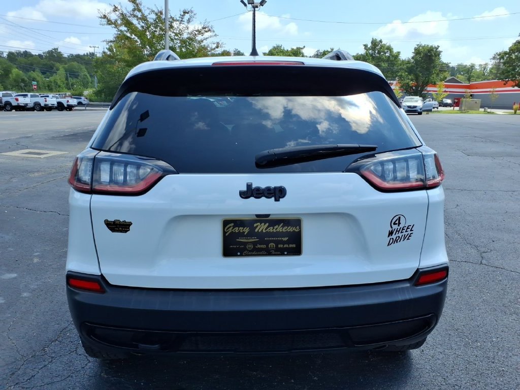 Used 2022 Jeep Cherokee Latitude AWD/4WD image 16