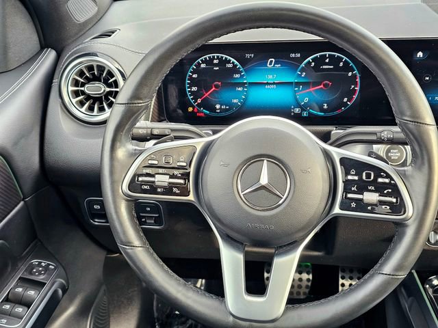 Certified 2022 Mercedes-Benz GLB 250 4MATIC image 29