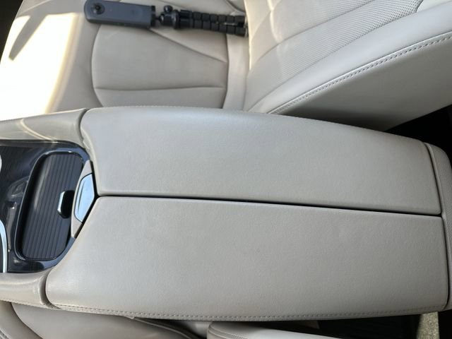 Used 2018 Buick Envision Premium AWD/4WD image 25