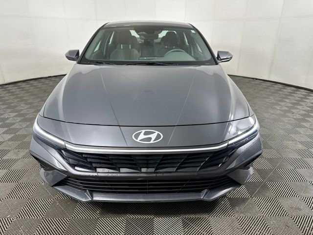 Certified 2024 Hyundai Elantra SEL image 8