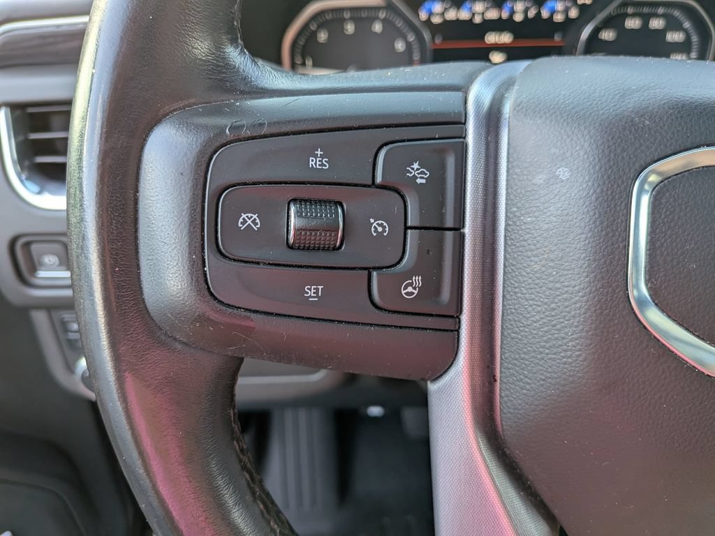 Used 2021 GMC Yukon SLT w/ SLT Premium Package AWD/4WD image 14