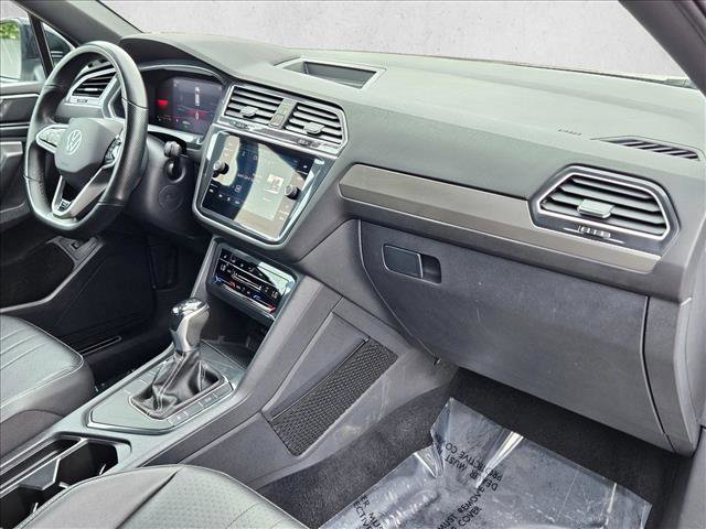 Used 2022 Volkswagen Tiguan SE R-Line FWD image 22