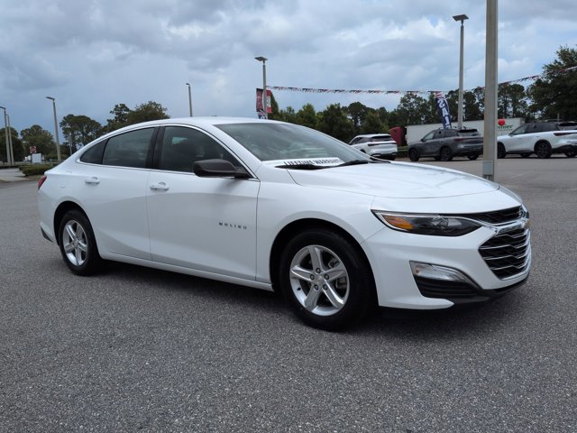 Used 2024 Chevrolet Malibu LS FWD image 3
