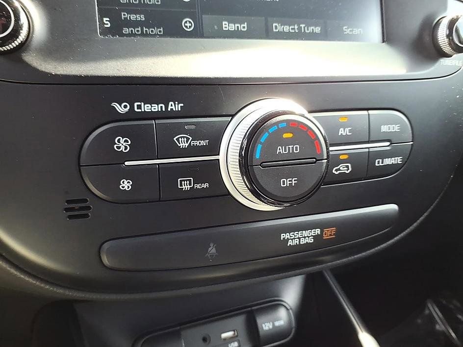 Used 2018 Kia Soul + image 26