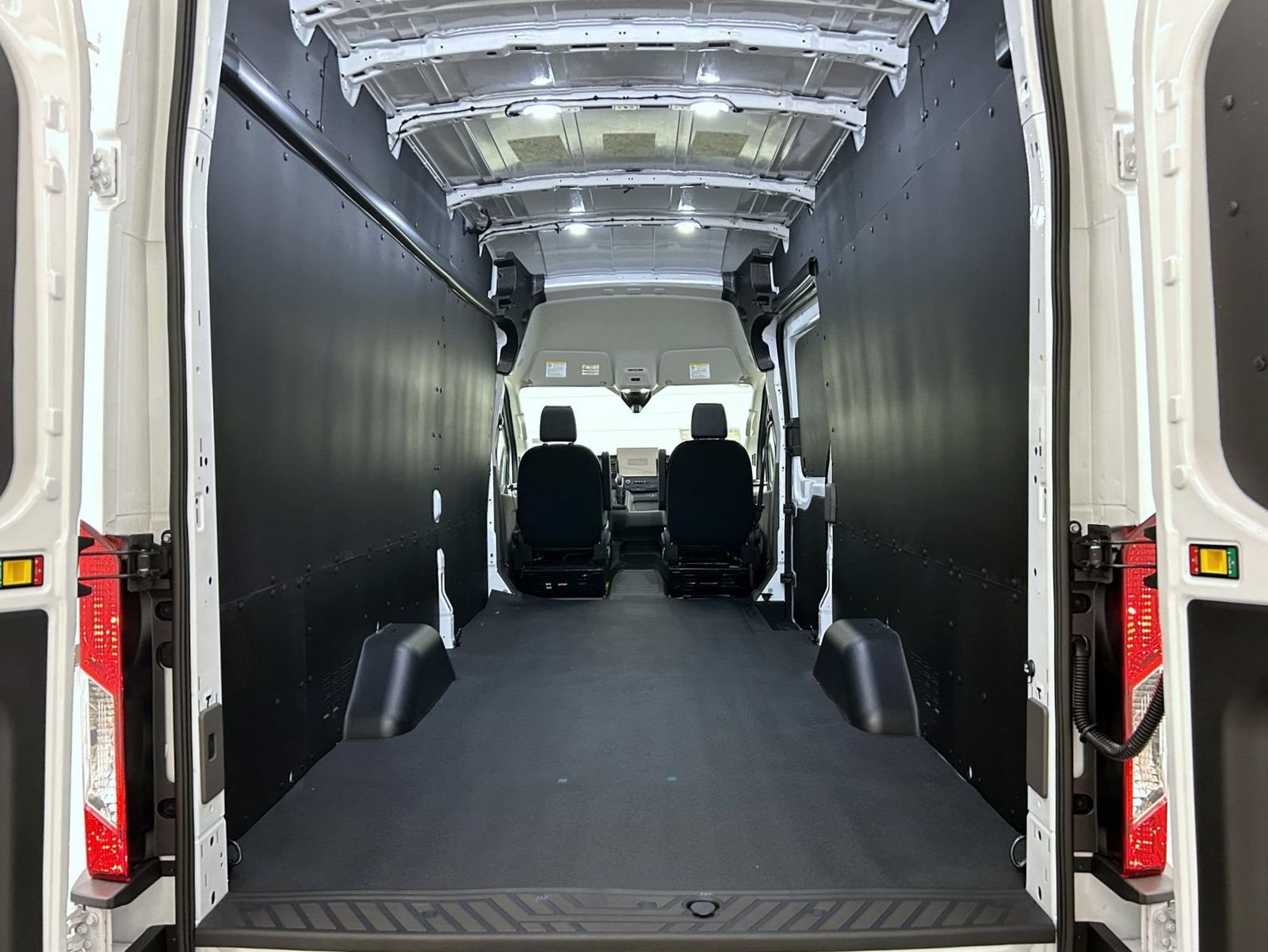 New 2027 Ford Transit 350 148 High Roof Extended AWD w/ Load Area Protection Package image 18