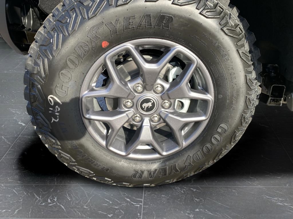 New 2025 Ford Bronco Badlands image 50