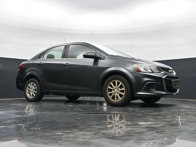 Used 2017 Chevrolet Sonic LT FWD image 39