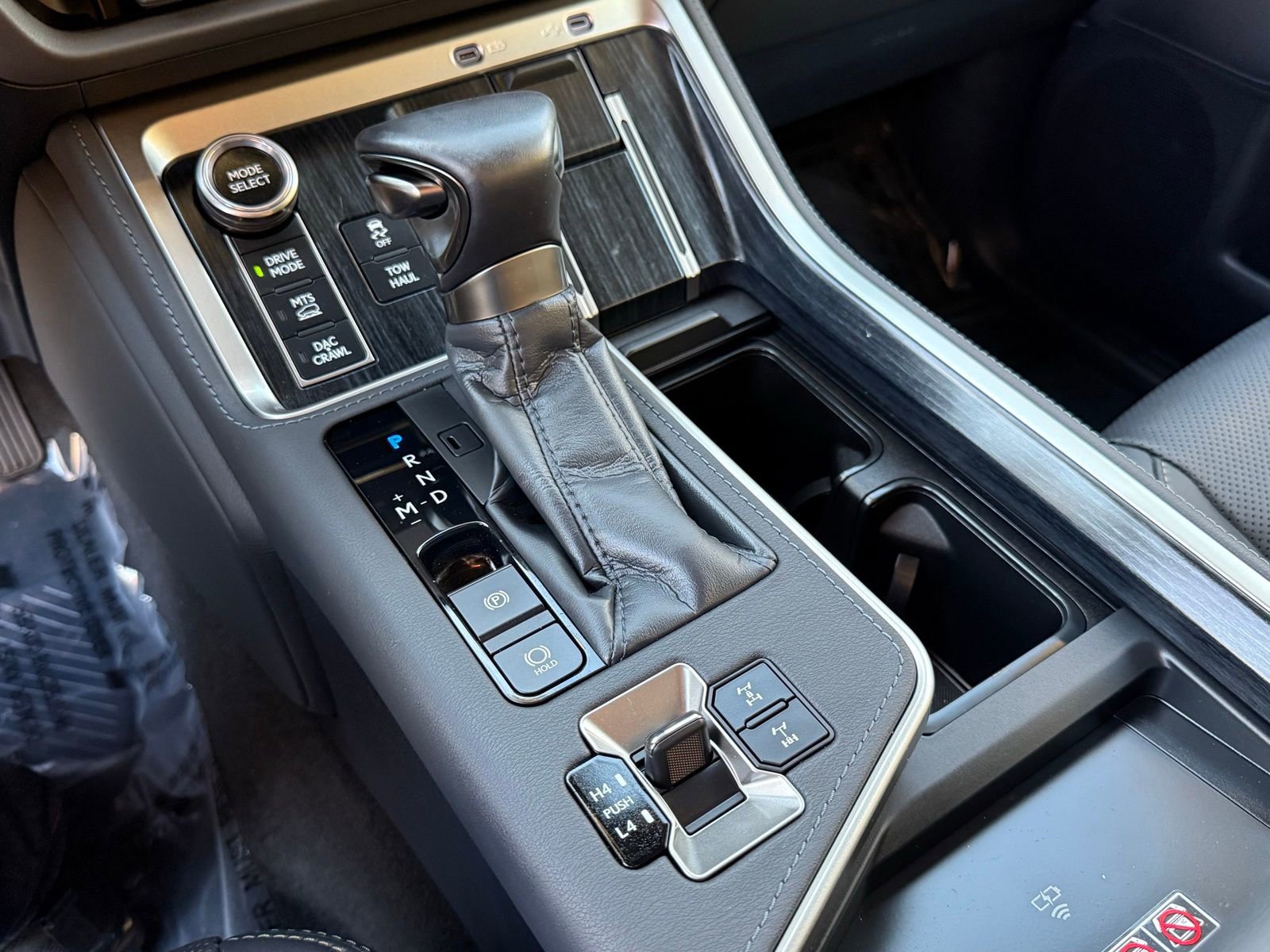 Used 2025 Lexus GX 550 image 28