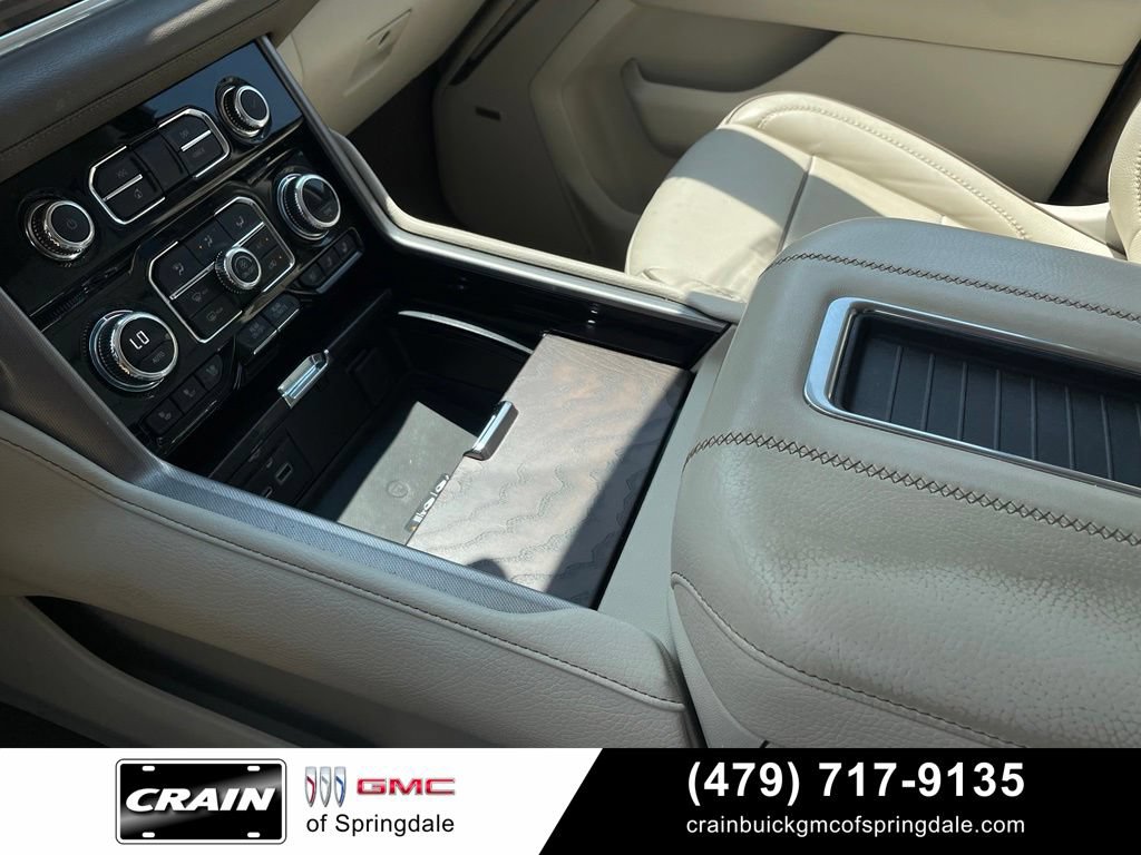 Used 2023 GMC Yukon Denali AWD/4WD image 20