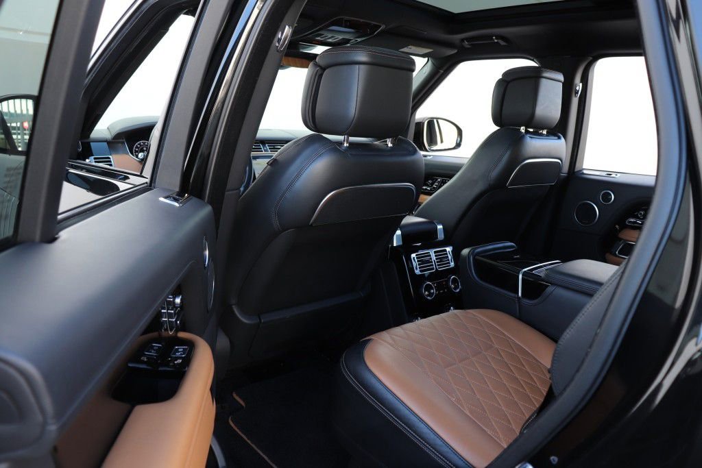 Used 2020 Land Rover Range Rover SV Autobiography Dynamic AWD/4WD image 21