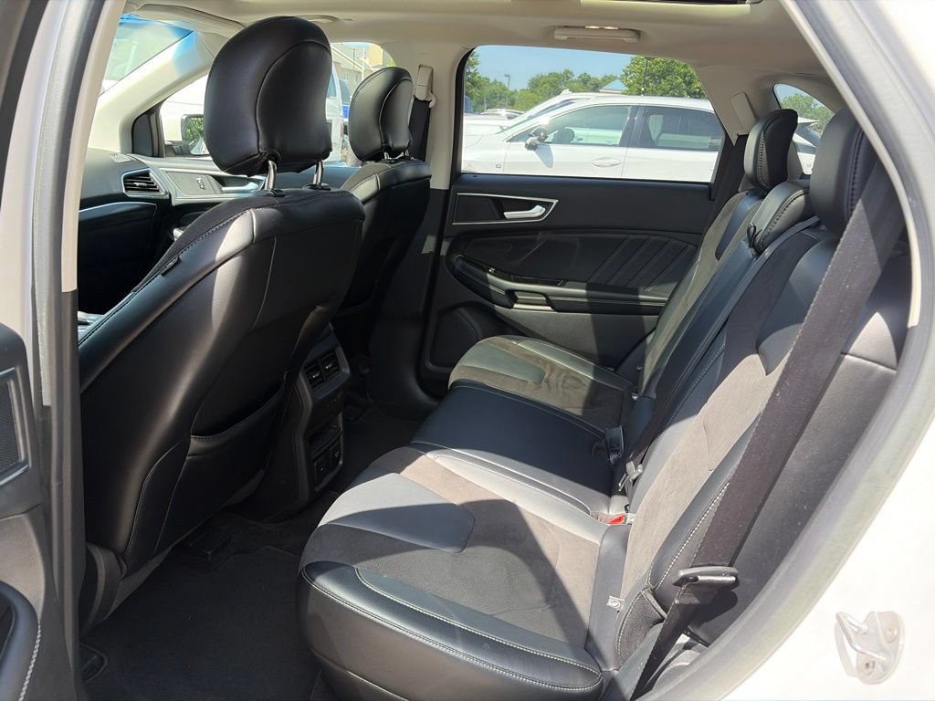 Used 2018 Ford Edge Sport w/ Equipment Group 401A AWD/4WD image 6