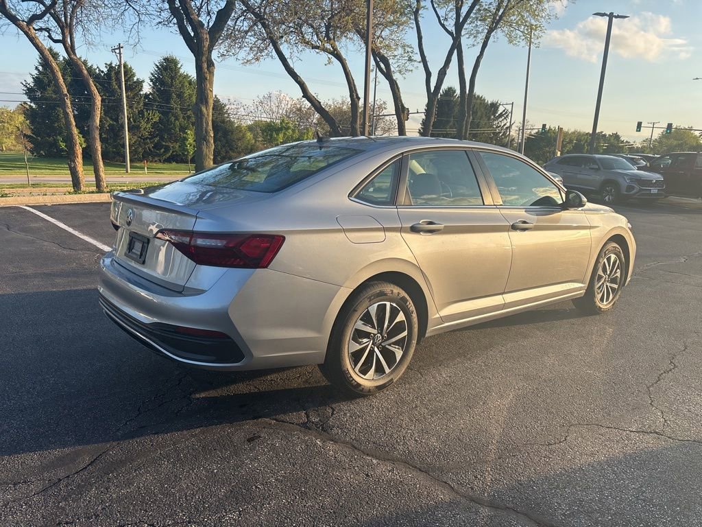 Used 2022 Volkswagen Jetta S w/ IQ.Drive Package FWD image 7