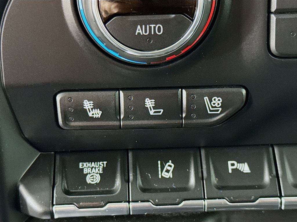 Used 2021 Chevrolet Silverado 3500 LTZ w/ LTZ Plus Package image 21