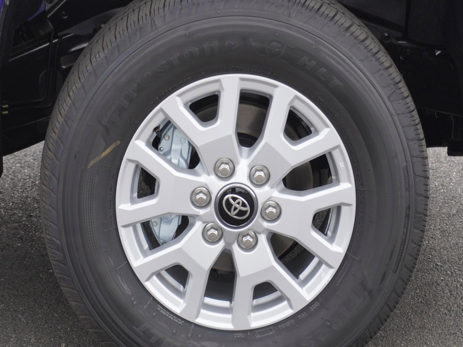 New 2025 Toyota Tacoma SR5 image 5