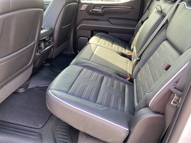 Used 2023 GMC Sierra 1500 AT4X AWD/4WD image 32