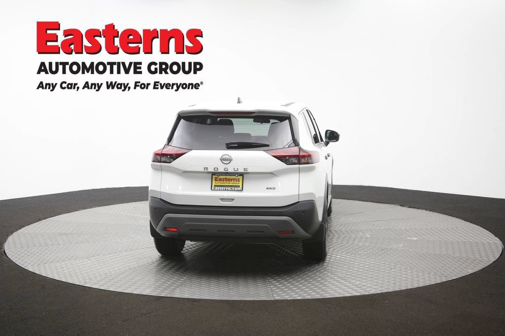 Used 2023 Nissan Rogue S AWD/4WD image 38