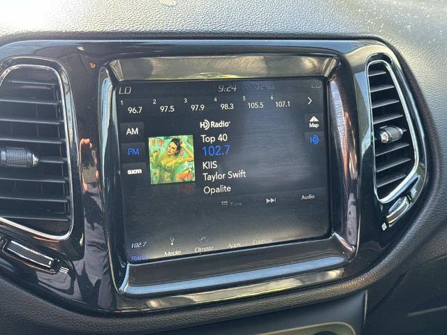 Used 2018 Jeep Compass Limited w/ Navigation Group image 22