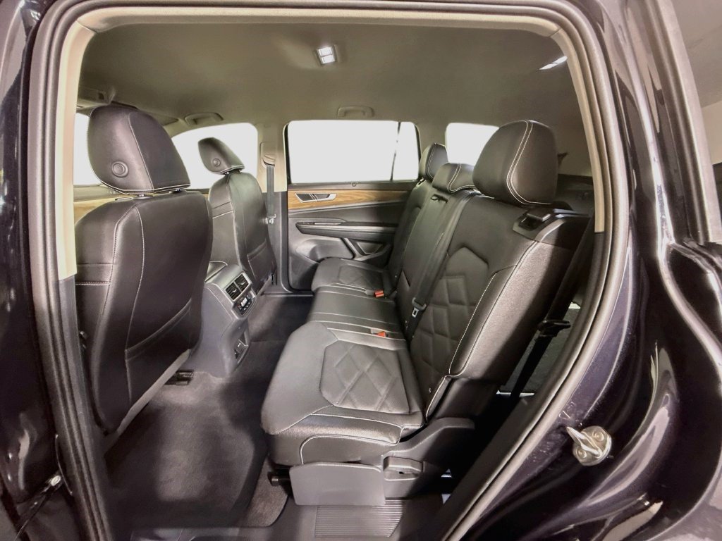 Used 2026 Volkswagen Atlas SE FWD image 24